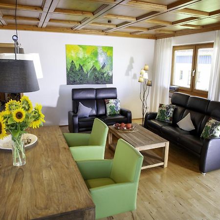 Cozy Apartment In Ruhmannsfelden With Swimming Pool Achslach ภายนอก รูปภาพ